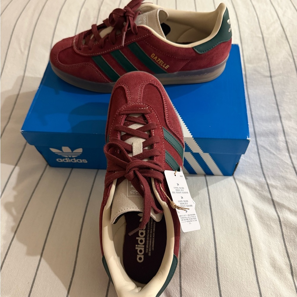 Adidas Gazelle Burgundy suede leather Forest Green Sneakers Sz 9 NWB/ tag